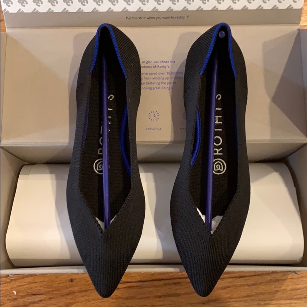 Brand new Rothy’s “The Point” in sz 6